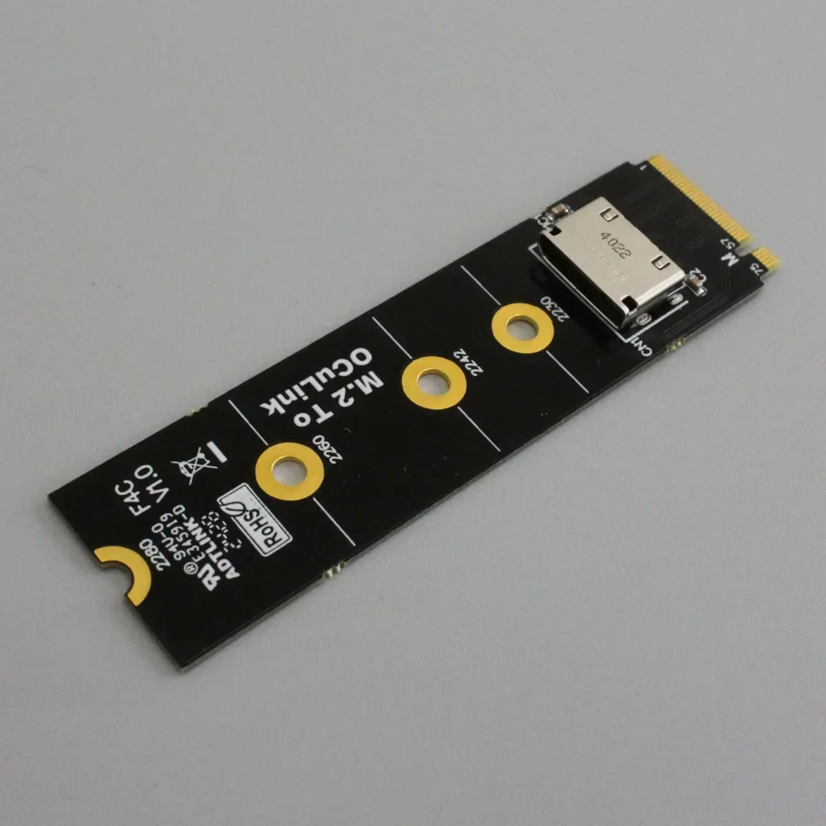 ADT PCIe 4.0 64Gbps OcuLink بط - مراجعة Oculink Egpu Dock Graphics Card وسعره